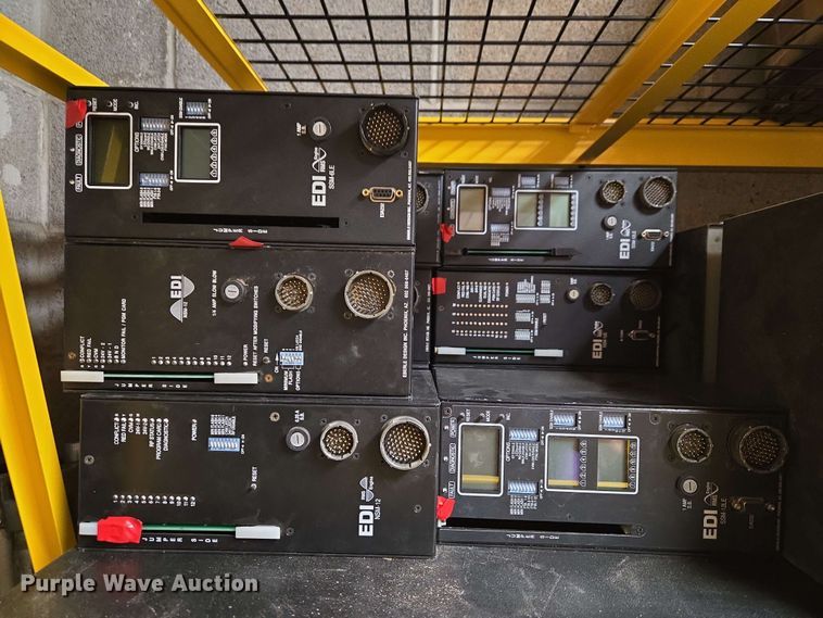 image for item EW0449 Traffic equipment