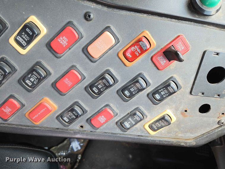 image for item EW0452 2013 Freightliner B2 school bus