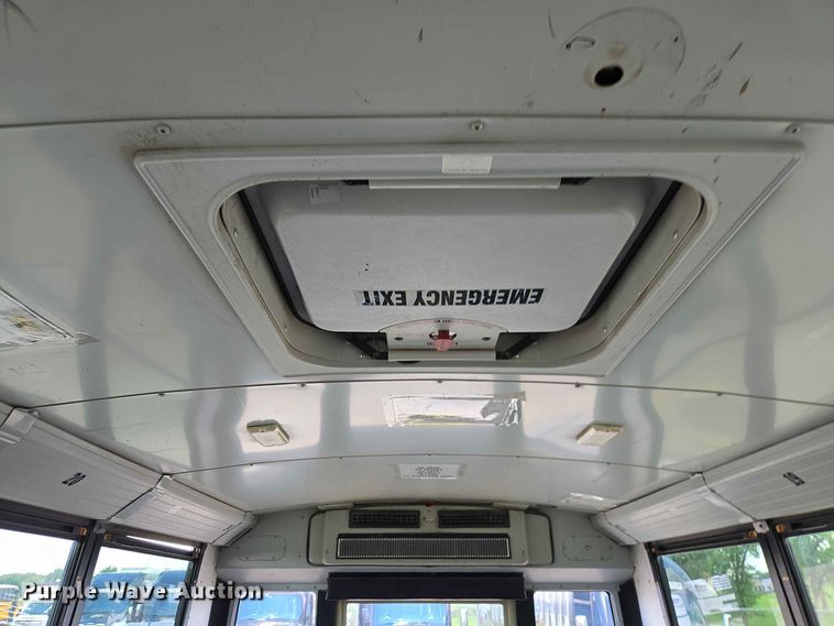 image for item EW0452 2013 Freightliner B2 school bus