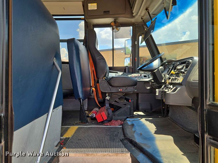 image for item EW0453 2015 Freightliner B2 school bus