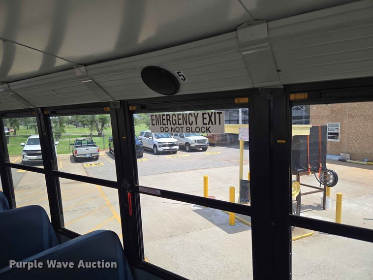 image for item EW0453 2015 Freightliner B2 school bus