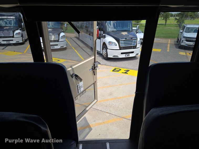 image for item EW0453 2015 Freightliner B2 school bus