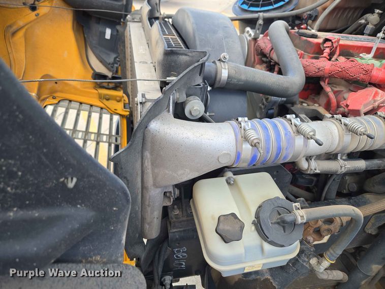image for item EW0453 2015 Freightliner B2 school bus