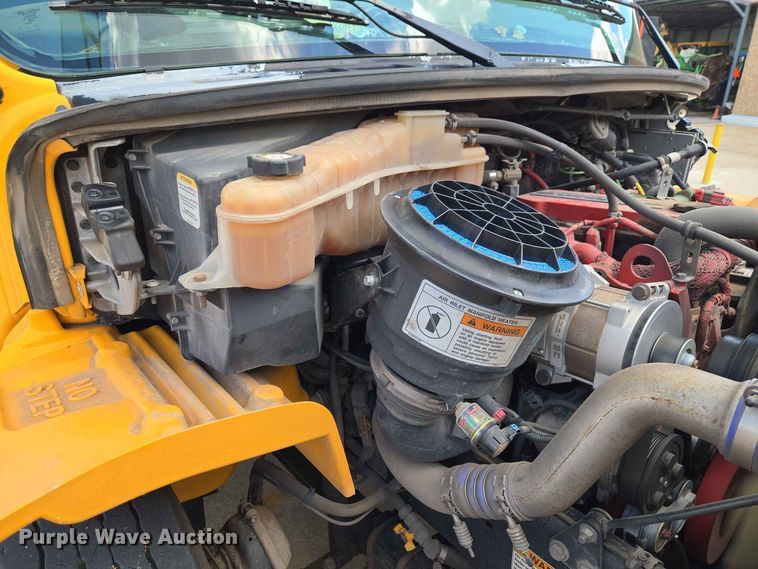 image for item EW0453 2015 Freightliner B2 school bus