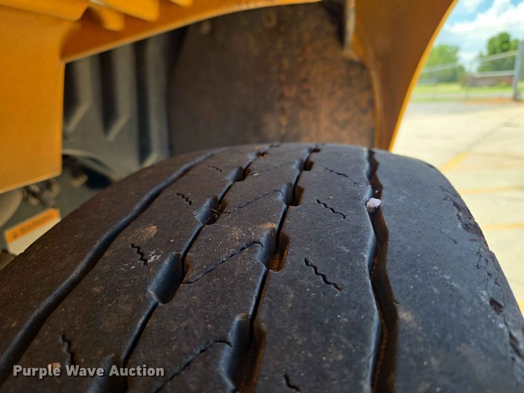 image for item EW0453 2015 Freightliner B2 school bus