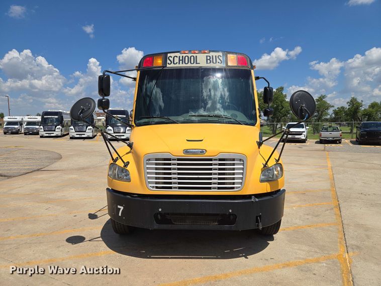 image for item EW0454 2009 Freightliner B2 school bus