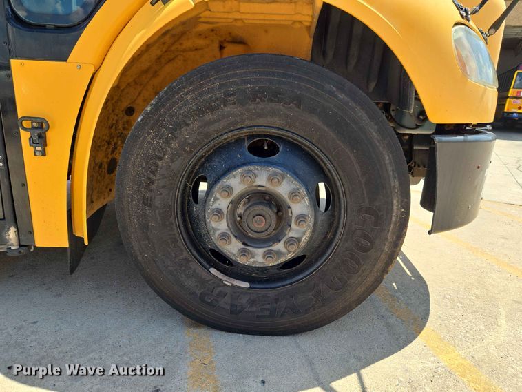 image for item EW0454 2009 Freightliner B2 school bus
