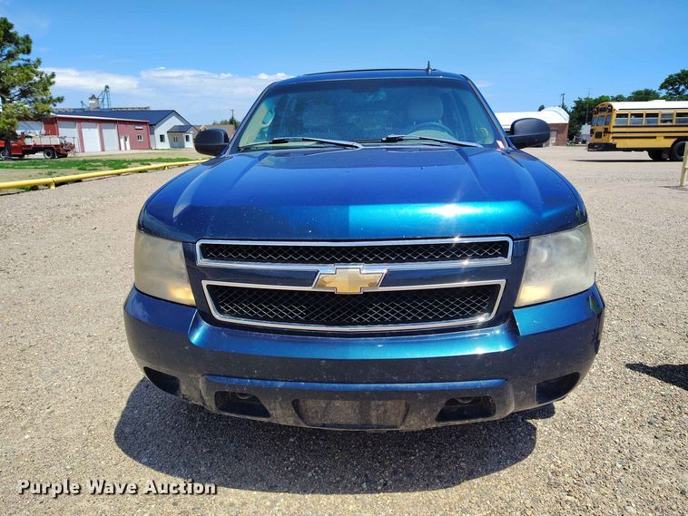 image for item EW1042 2007 Chevrolet Suburban 1500 SUV