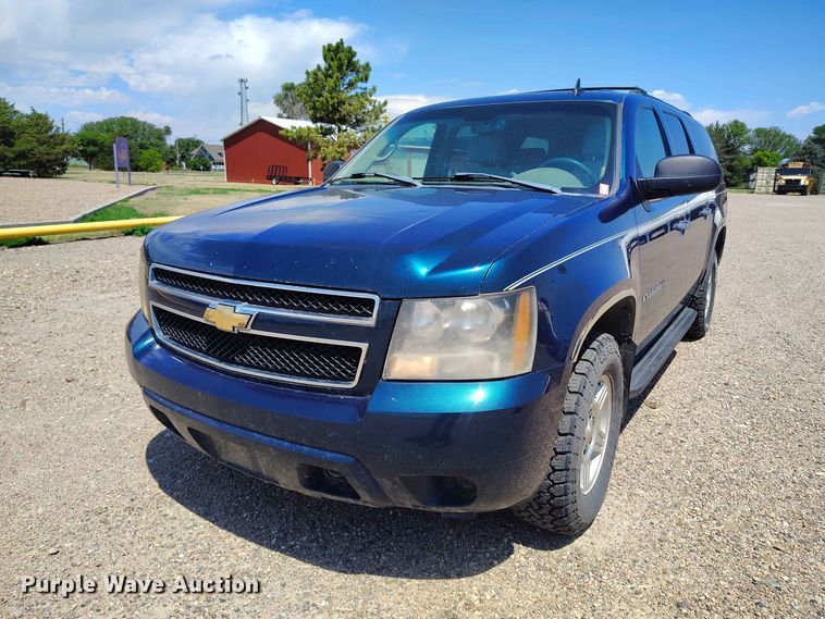 image for item EW1042 2007 Chevrolet Suburban 1500 SUV