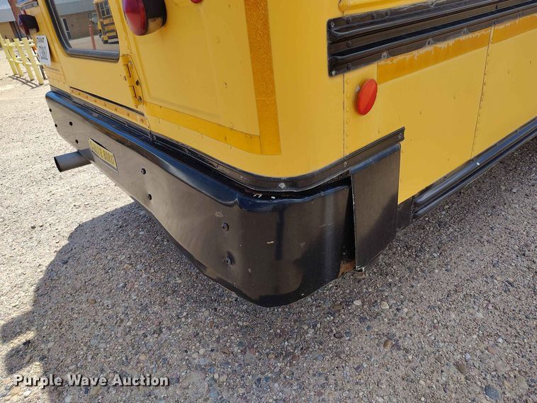 image for item EW1043 2001 Blue Bird All American school bus