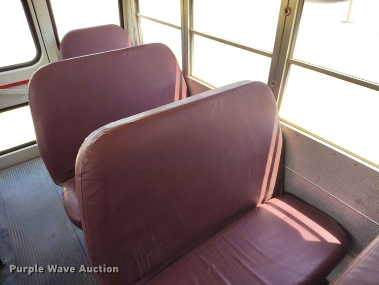 image for item EW1043 2001 Blue Bird All American school bus