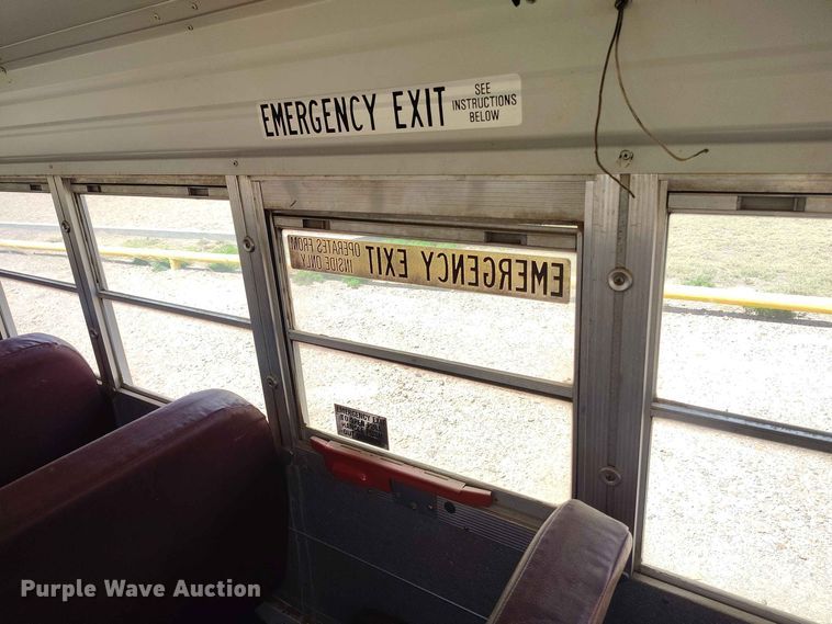 image for item EW1043 2001 Blue Bird All American school bus