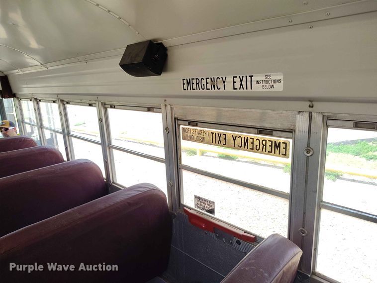 image for item EW1043 2001 Blue Bird All American school bus