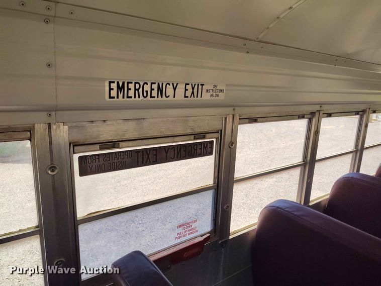 image for item EW1043 2001 Blue Bird All American school bus