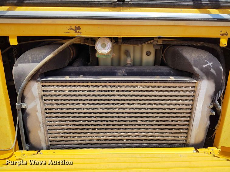 image for item EW1043 2001 Blue Bird All American school bus