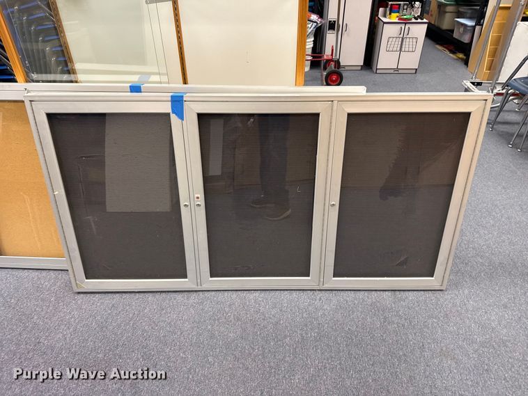 image for item EW3992 Display cases