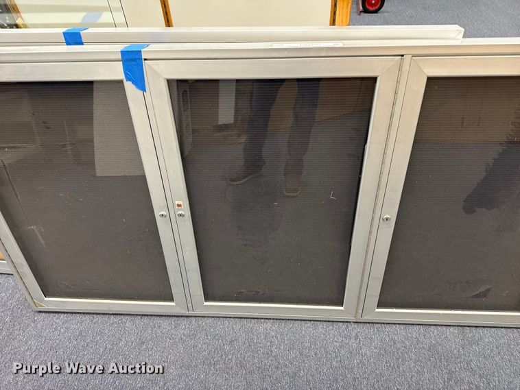 image for item EW3992 Display cases