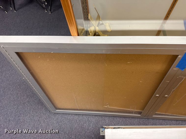 image for item EW3992 Display cases