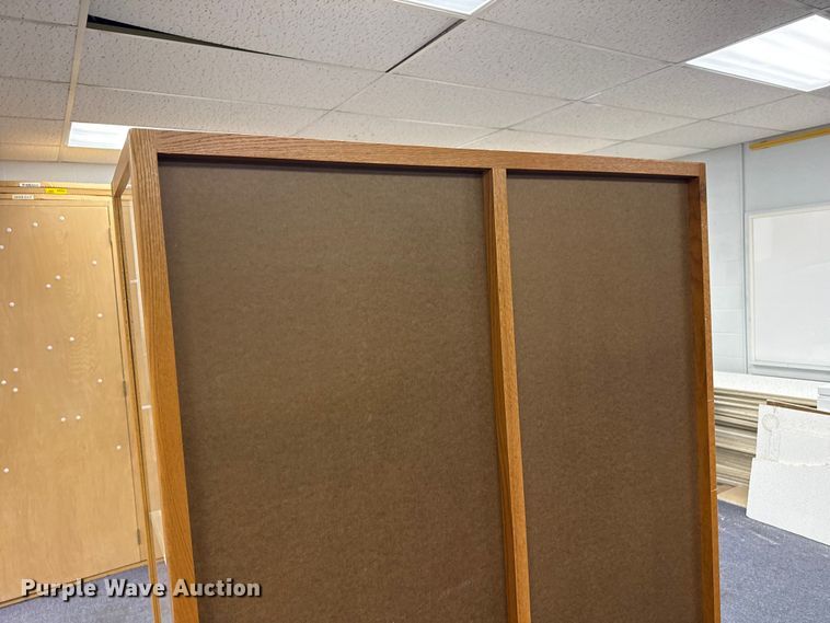 image for item EW3992 Display cases