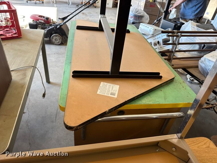 image for item EW4000 Furniture