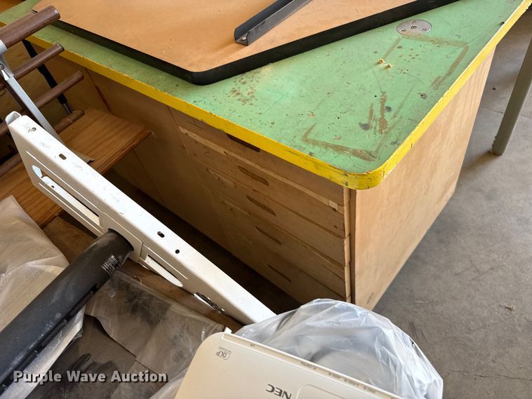 image for item EW4000 Furniture