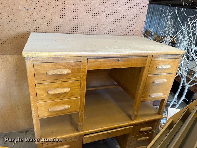 image for item EW4000 Furniture