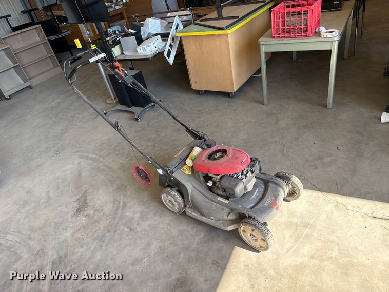 image for item EW4002 Honda HRX 217 push mower