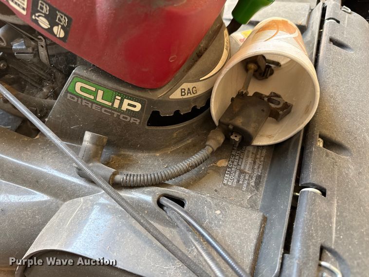 image for item EW4002 Honda HRX 217 push mower