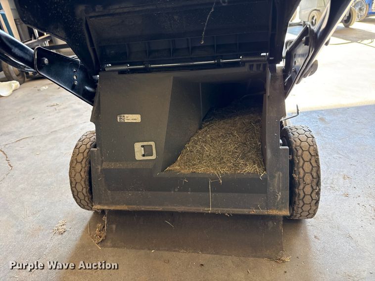 image for item EW4002 Honda HRX 217 push mower