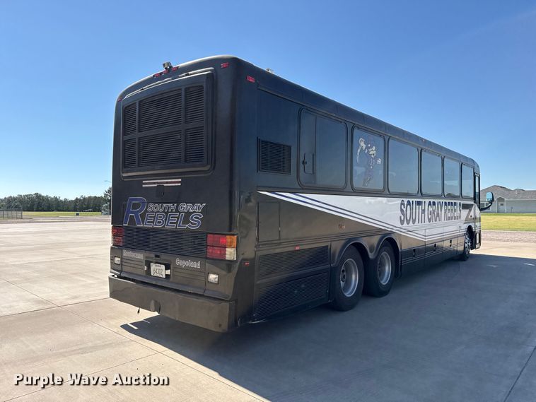 image for item EW4003 2002 Blue Bird coach bus
