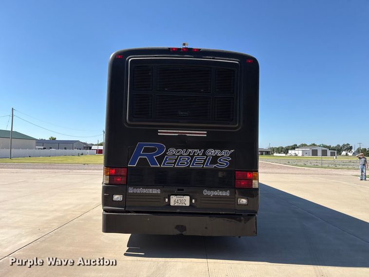 image for item EW4003 2002 Blue Bird coach bus