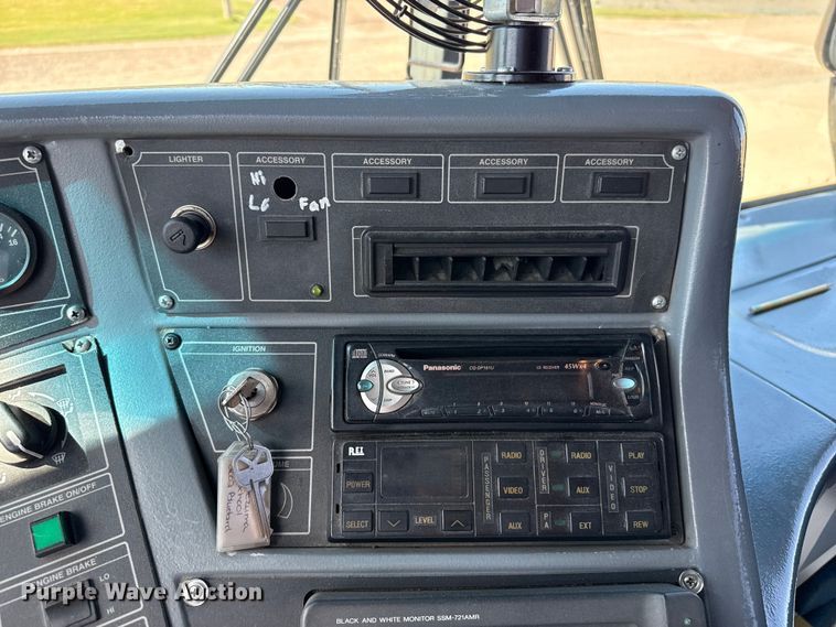 image for item EW4003 2002 Blue Bird coach bus