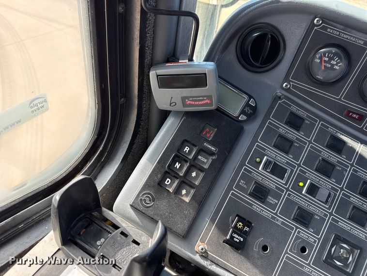 image for item EW4003 2002 Blue Bird coach bus