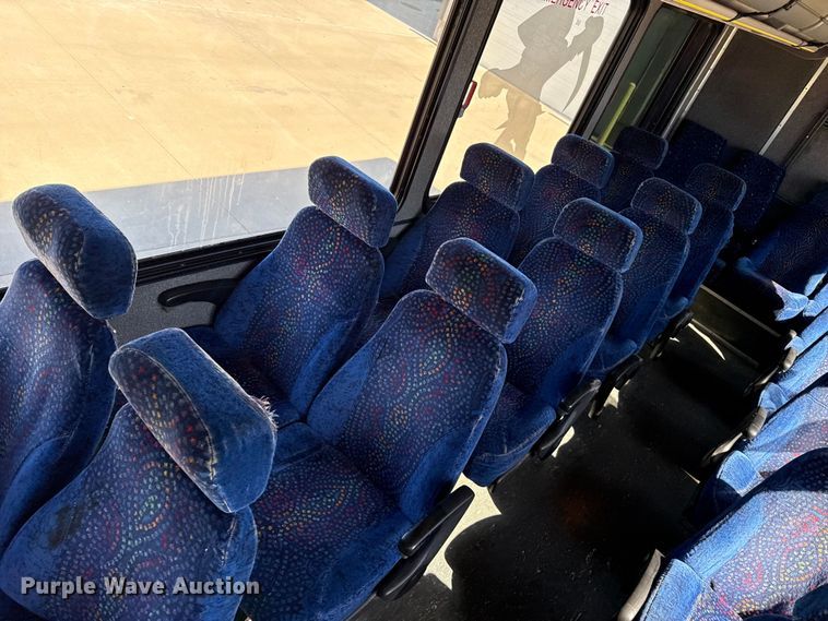 image for item EW4003 2002 Blue Bird coach bus