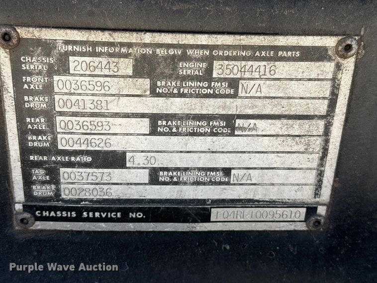 image for item EW4003 2002 Blue Bird coach bus