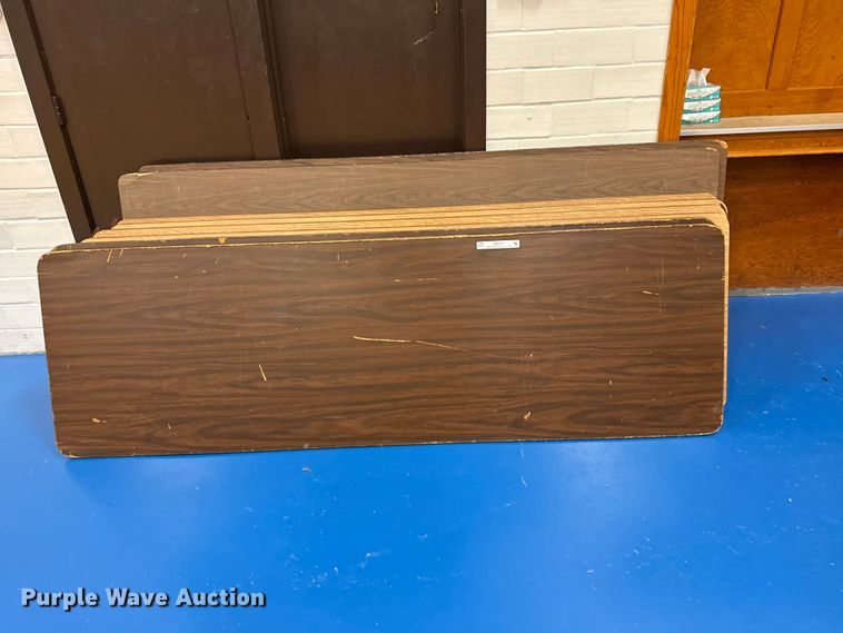 image for item EW4005 (8) tables
