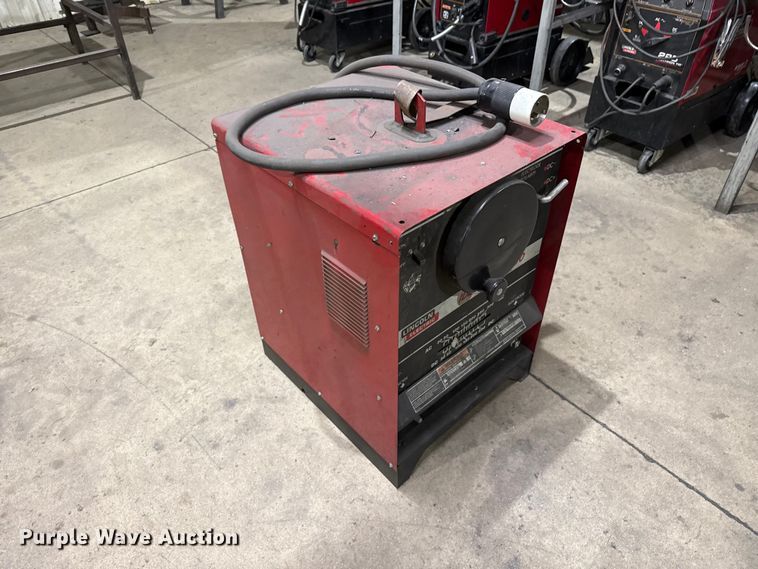 image for item EW4028 (2) Lincoln IdealArc 250 welders