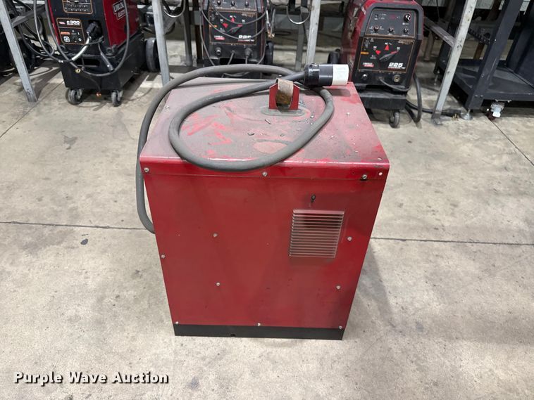 image for item EW4028 (2) Lincoln IdealArc 250 welders