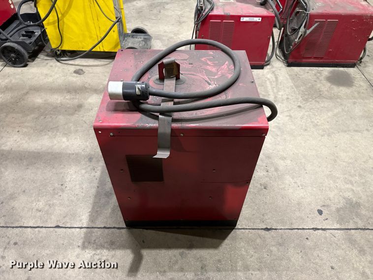 image for item EW4028 (2) Lincoln IdealArc 250 welders