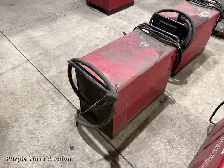 image for item EW4030 (2) Lincoln Electric Square Wave 175 welders