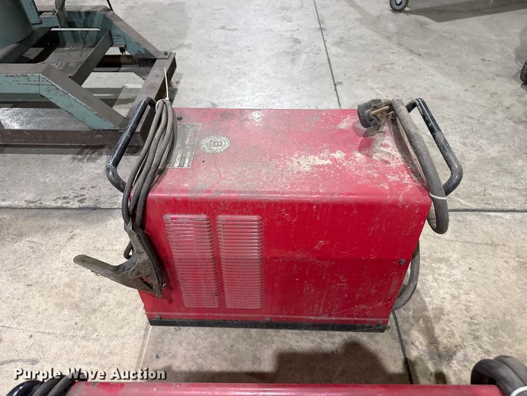 image for item EW4031 (2) Lincoln Electric Square Wave 175 welders