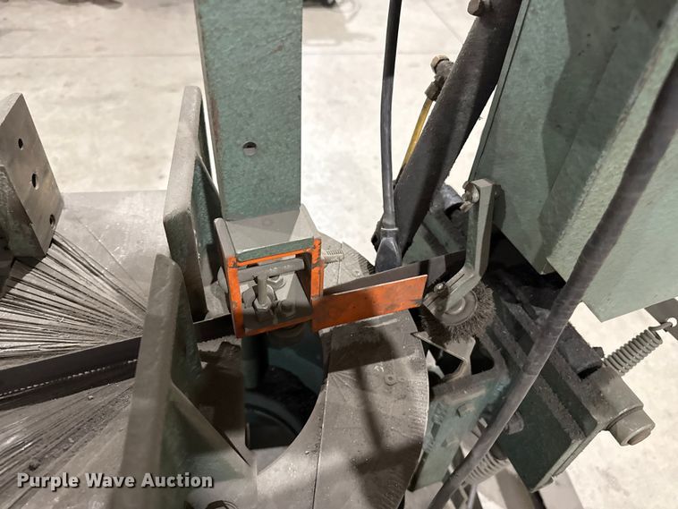 image for item EW4032 Ellis 1800 Mitre metal band saw