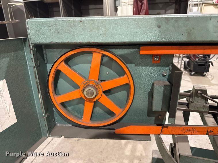 image for item EW4032 Ellis 1800 Mitre metal band saw