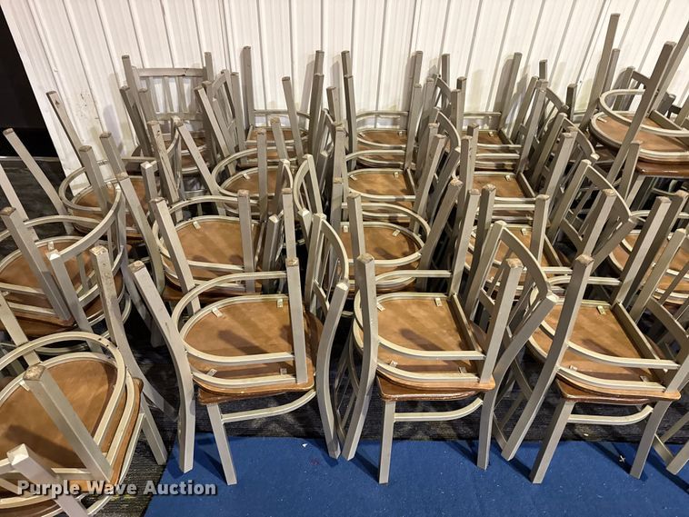 image for item EW4035 Approximately 160 chairs