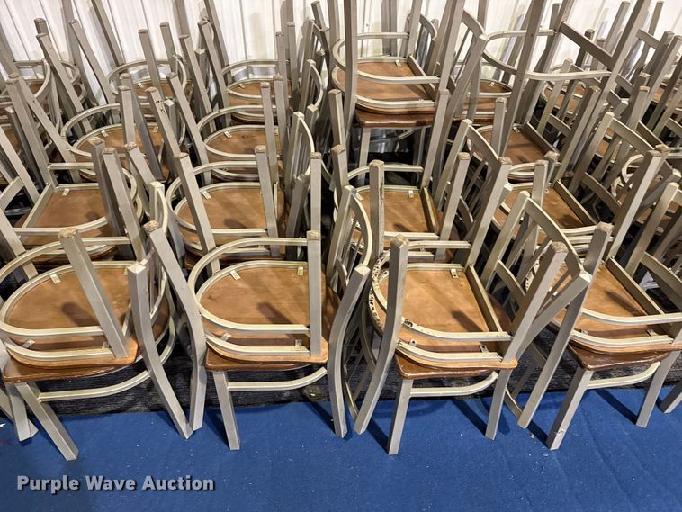image for item EW4035 Approximately 160 chairs