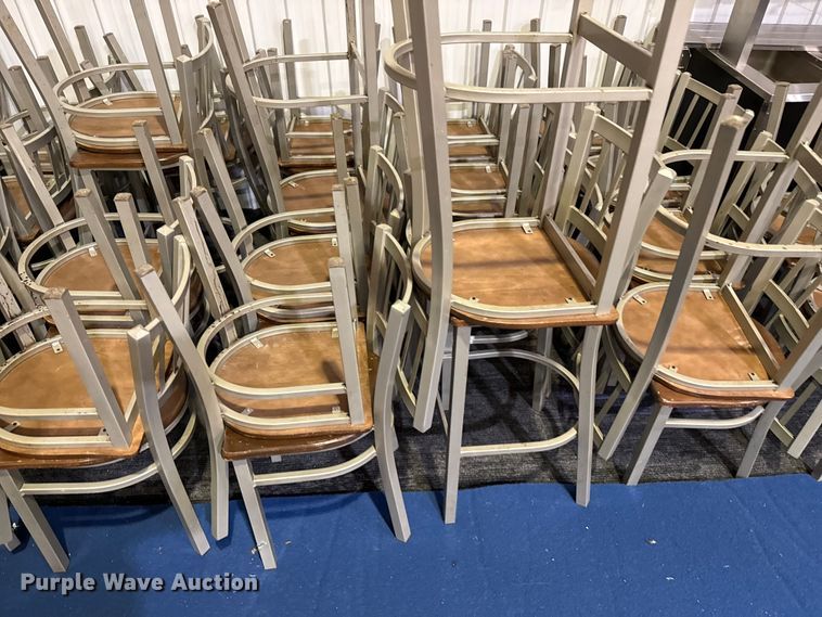 image for item EW4035 Approximately 160 chairs