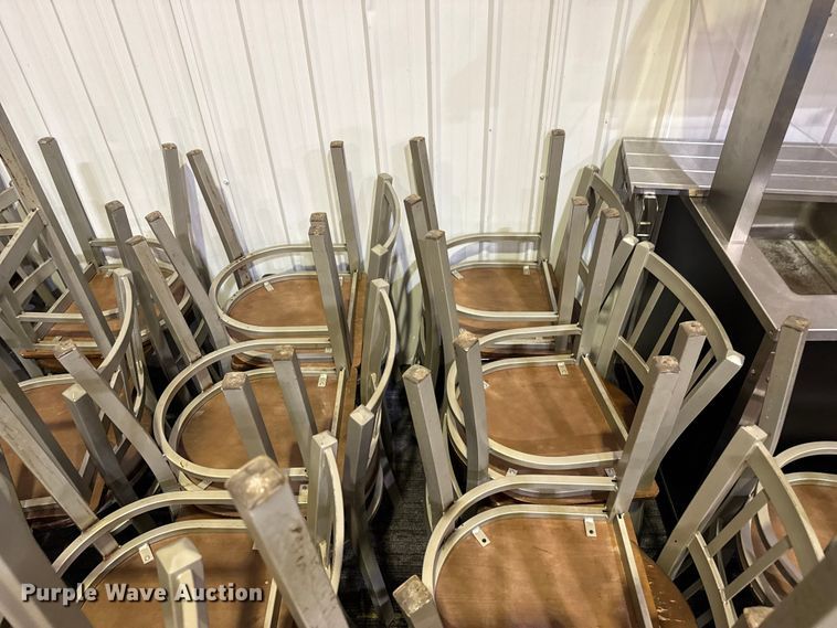 image for item EW4035 Approximately 160 chairs