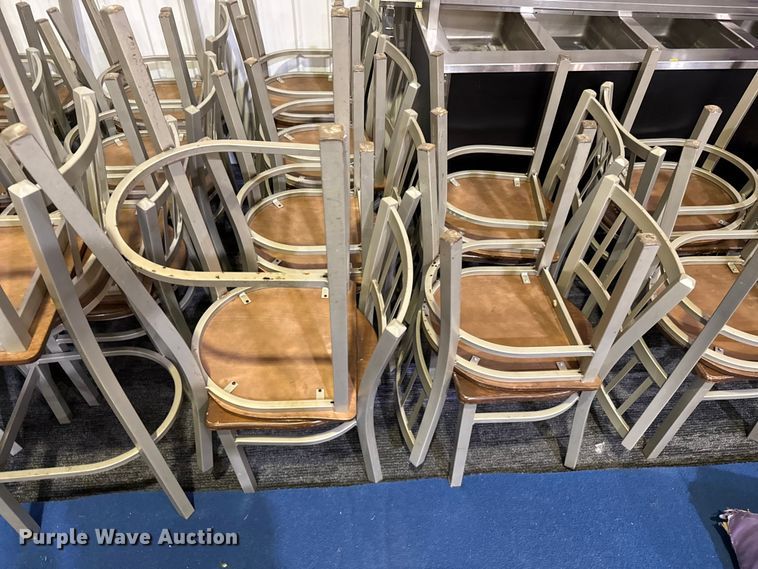 image for item EW4035 Approximately 160 chairs