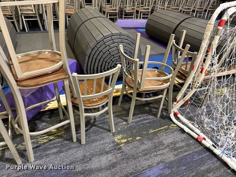 image for item EW4035 Approximately 160 chairs