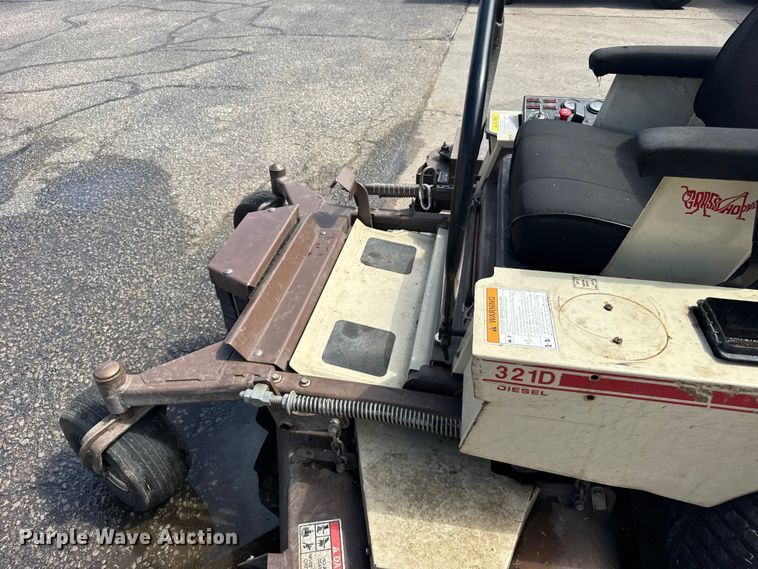 image for item EW4947 Grasshopper 321D ZTR lawn mower